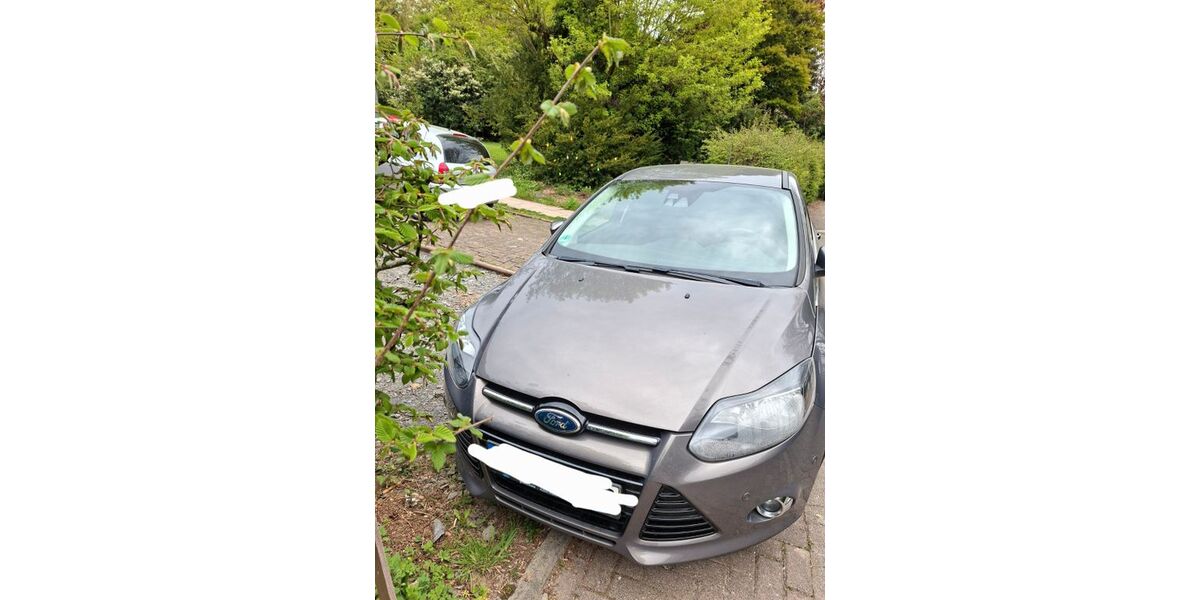 Ford Focus 161.385 km 6.100 &euro; Bergisch Gladbach 51429