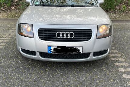 Audi TT 218.200 km 7.900 &euro; Köln 51063