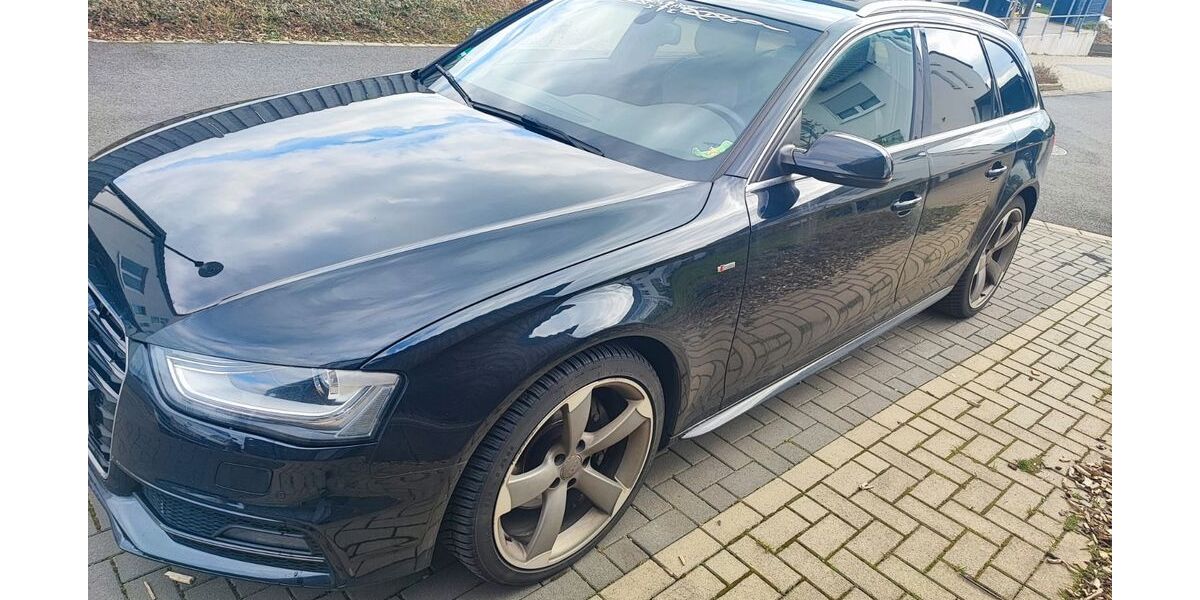 Audi A4 302.000 km 7.950 &euro; Burscheid 51399