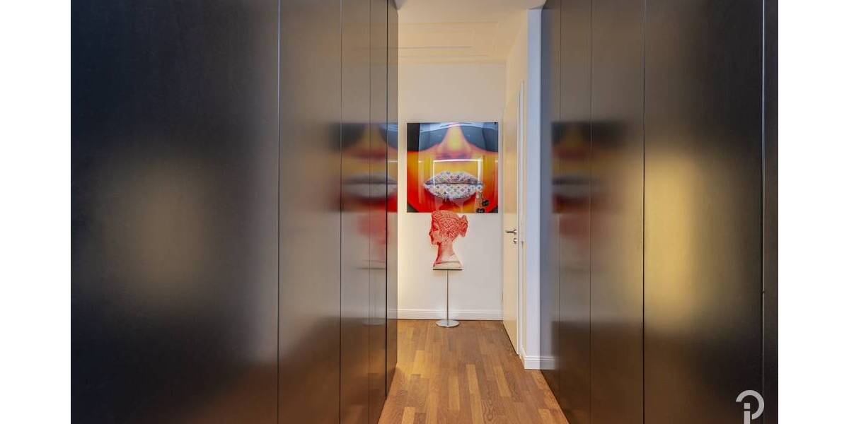 Etagenwohnung Düsseldorf Heerdt - 2 Zimmer, 105 m&sup2;, 2.300&euro; | Angebot:26080143