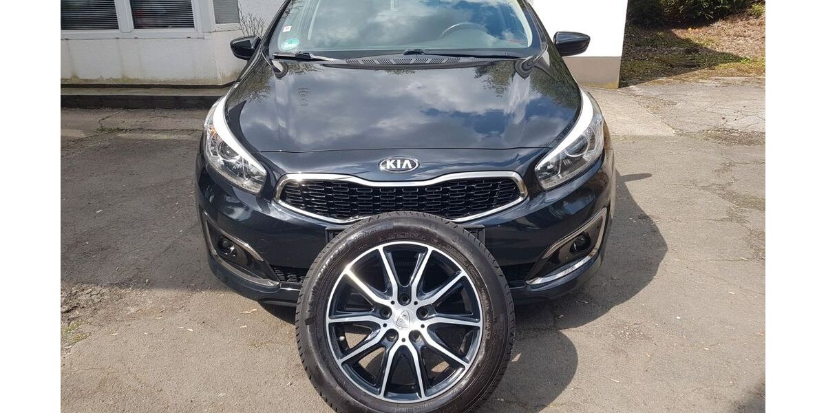 Kia ceed / Ceed 132.000 km 6.600 &euro; Wuppertal 42277