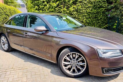 Audi A8 125.000 km 26.000 &euro; Odenthal 51519