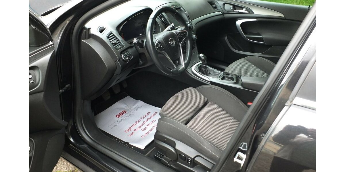 Opel Insignia EDITION NAVI PARKPILOT/KAMERA 17 Zoll LMF 96.093 km 9.750 &euro; Köln 50858