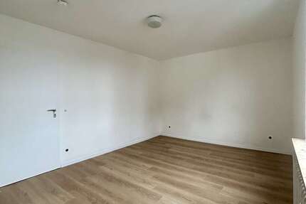 Wohnung Wuppertal Gemarkung Elberfeld - 2 Zimmer, 45 m&sup2;, 400&euro; | Angebot:25382048