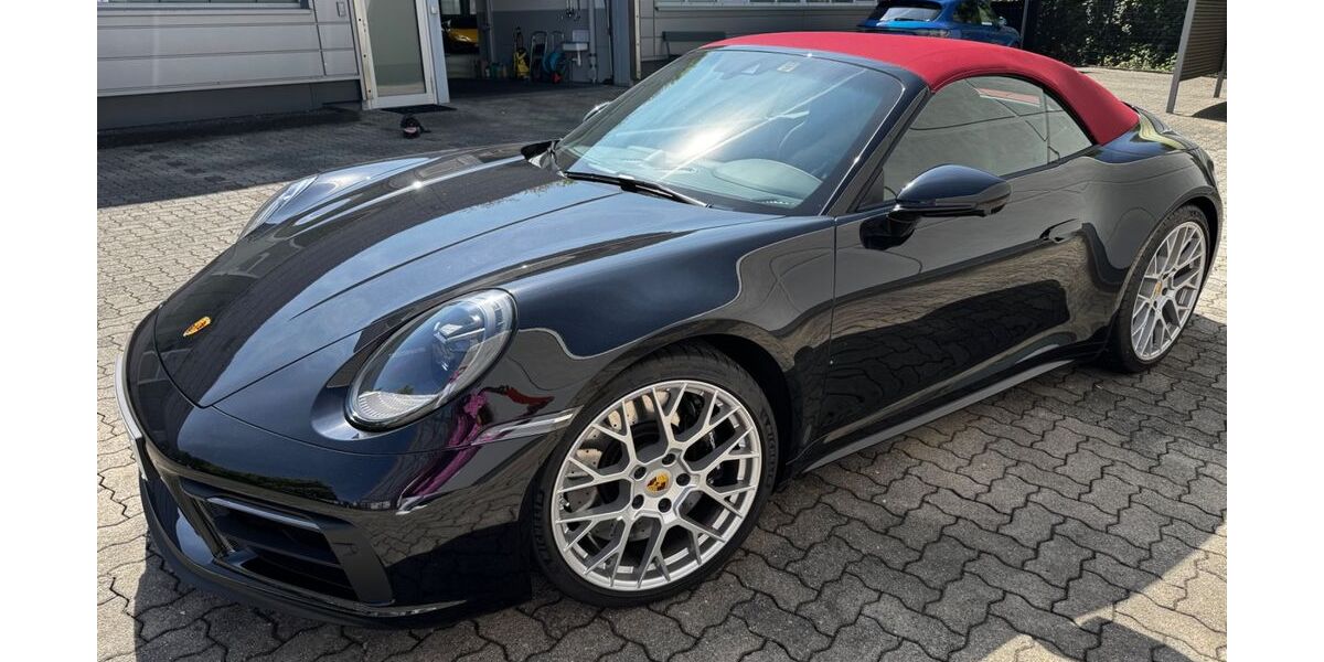 Porsche 992 4.700 km 159.911 &euro; Solingen 42655
