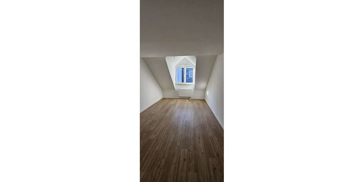 Etagenwohnung Ratingen - 4 Zimmer, 116 m&sup2;, 1.250&euro; | Angebot:27246325