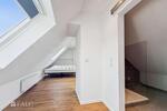 Dachgeschoßwohnung Köln Innenstadt - 3 Zimmer, 76 m&sup2;, 1.700&euro; | Angebot:25718748
