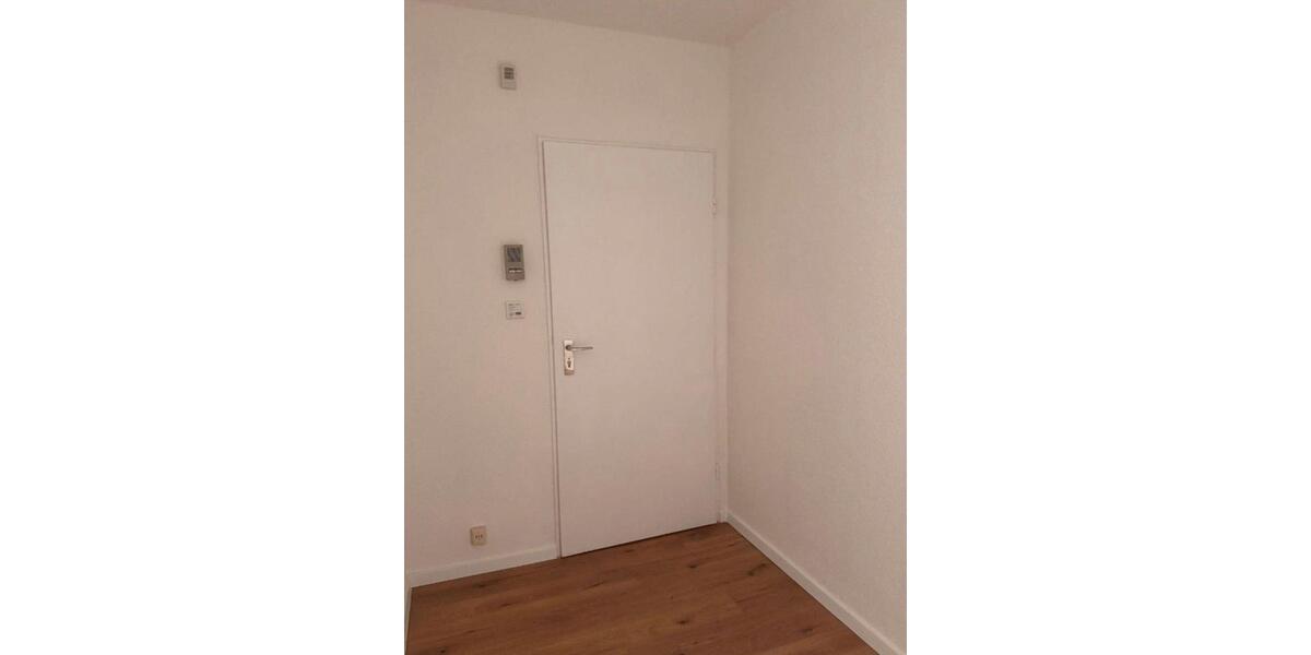 Etagenwohnung Wuppertal Elberfeld - 2 Zimmer, 65 m&sup2;, 750&euro; | Angebot:25887321