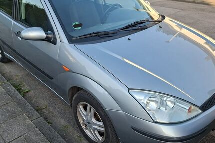 Ford Focus 146.000 km 799 &euro; Mülheim an der Ruhr 45472