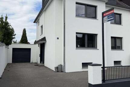 Haus Leverkusen Schlebusch - 6 Zimmer, 200 m&sup2;, 950.000&euro; | Angebot:25819346