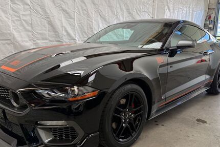 Ford Mustang 61.000 km 28.000 &euro; Düsseldorf 40589