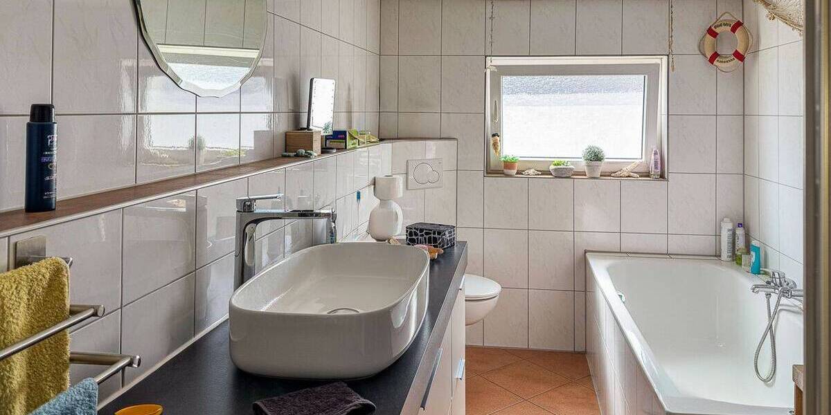 Reihenmittelhaus Rommerskirchen - 4 Zimmer, 89 m&sup2;, 198.000&euro; | Angebot:26015994