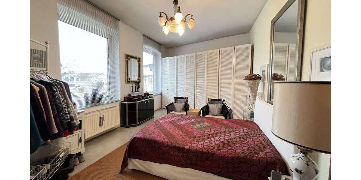 Etagenwohnung Düsseldorf Düsseltal - 2 Zimmer, 65 m&sup2;, 239.000&euro; | Angebot:26225209