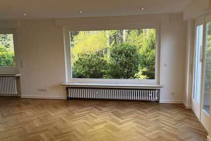 Wohnung Solingen Mitte - 2.5 Zimmer, 105 m&sup2;, 1.100&euro; | Angebot:26252753