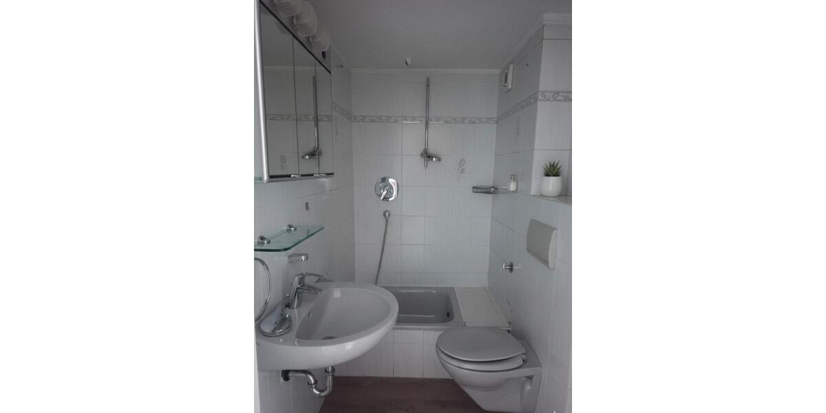 Etagenwohnung Neuss - 1 Zimmer, 33 m&sup2;, 109.950&euro; | Angebot:26192557