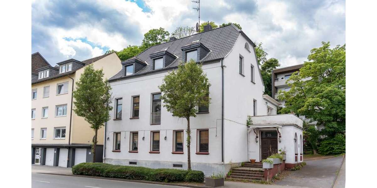 Einfamilienhaus Mülheim an der Ruhr / Schloß Broich Schloß Broich - 15 Zimmer, 425 m&sup2;, 499.000&euro; | Angebot:26111729