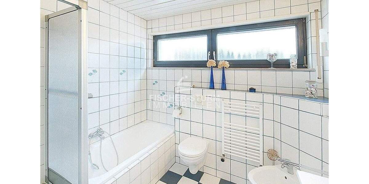 Reihenmittelhaus Mettmann Obschwarzbach - 5 Zimmer, 178 m&sup2;, 480.000&euro; | Angebot:25802051