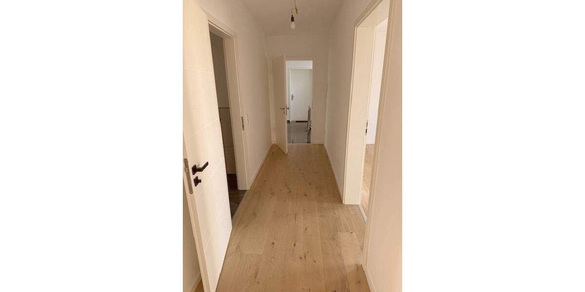Etagenwohnung Kaarst Vorst - 3 Zimmer, 138 m&sup2;, 2.070&euro; | Angebot:26107065