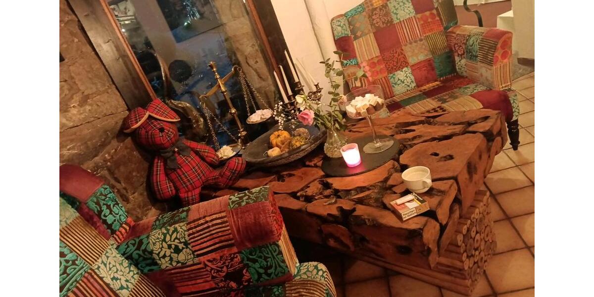 Einfamilienhaus Radevormwald - 8 Zimmer, 350 m&sup2;, 3.500&euro; | Angebot:25957722