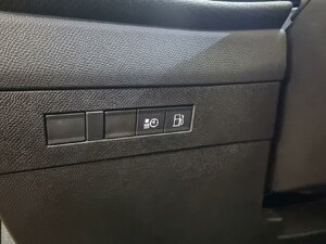 Opel Astra Ultimate Plug-in-Hybrid Navi Head Up 24.396 km 22.490 &euro; HAAN 42781