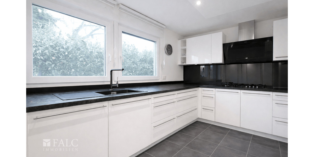 Einfamilienhaus Köln Esch/Auweiler - 8 Zimmer, 288 m&sup2;, 999.000&euro; | Angebot:25696534