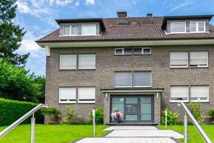 Wohnung Solingen Mitte - 3 Zimmer, 80 m&sup2;, 210.000&euro; | Angebot:27375679