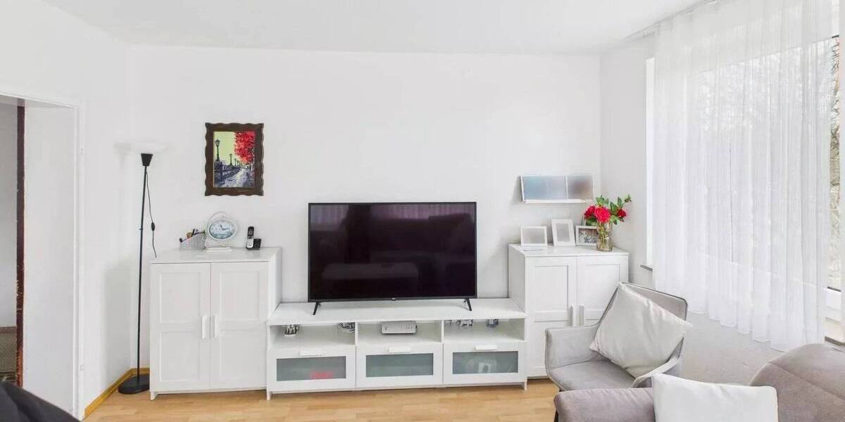 Etagenwohnung Köln Pesch - 4 Zimmer, 92 m&sup2;, 260.000&euro; | Angebot:26016577