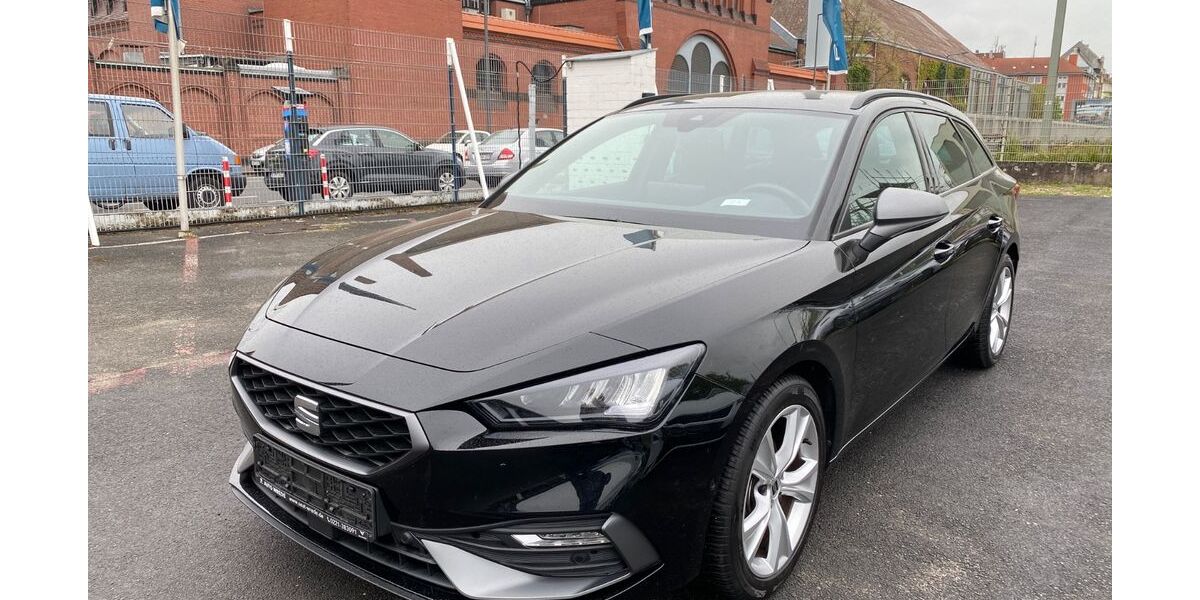 Seat Leon 25.300 km 27.600 &euro; Köln 50677