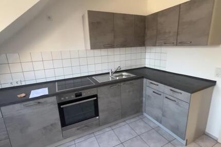 Wohnung Frechen - 3 Zimmer, 77 m&sup2;, 1.070&euro; | Angebot:25867881