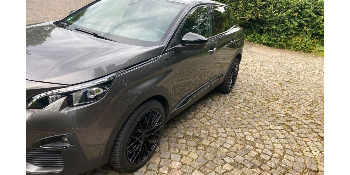 Peugeot 3008 89.640 km 18.450 &euro; Solingen 42651