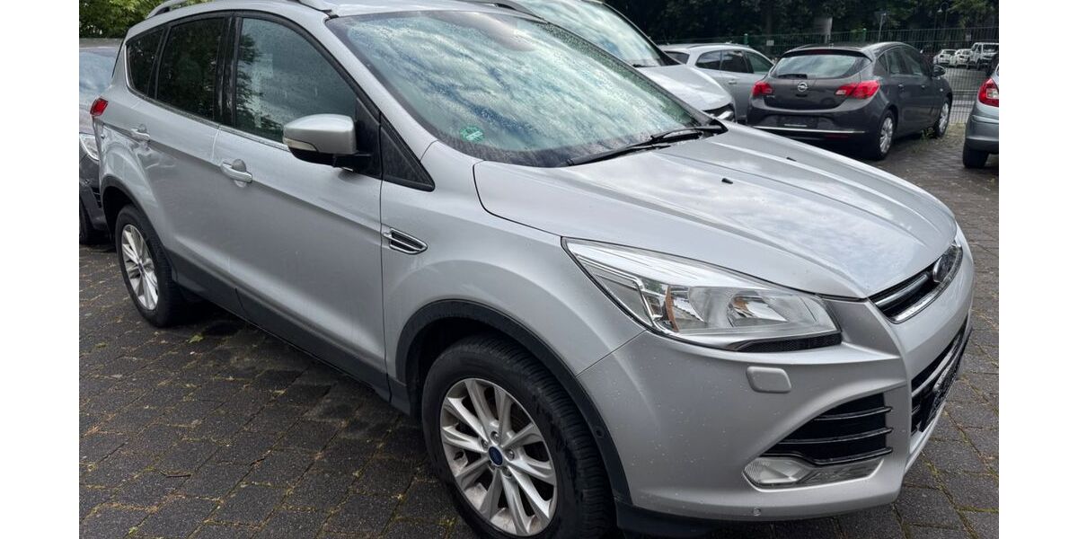 Ford Kuga 116.000 km 10.999 &euro; Neuss 41462