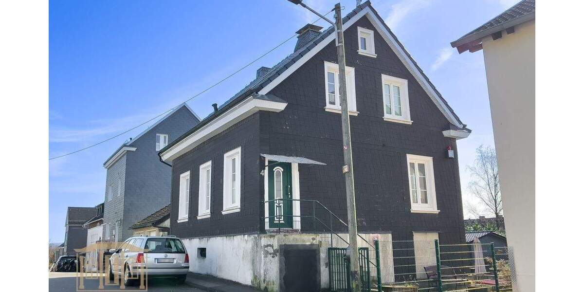 Einfamilienhaus Wuppertal Cronenberg - 8 Zimmer, 174 m&sup2;, 449.500&euro; | Angebot:25728099