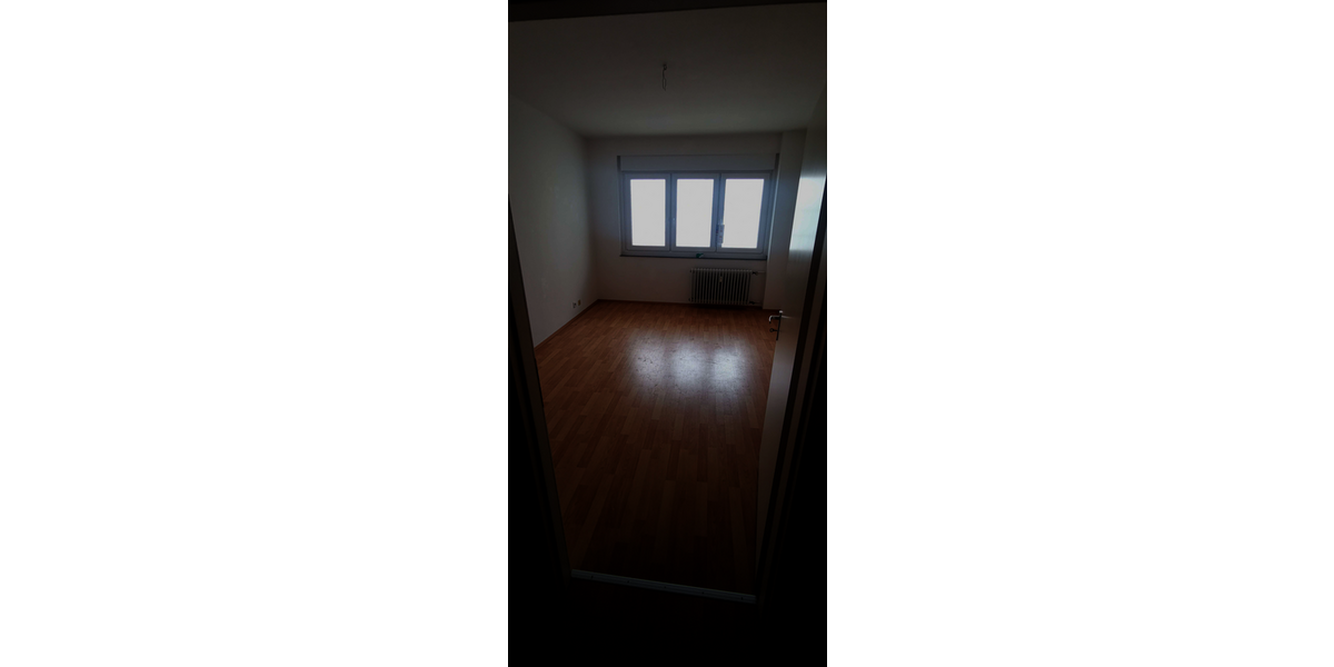 Etagenwohnung Düsseldorf Stadtmitte - 1 Zimmer, 39 m&sup2;, 580&euro; | Angebot:26838091