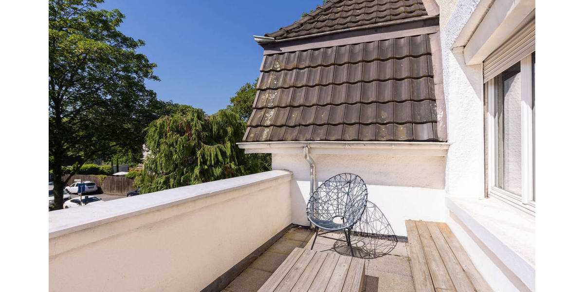 Einfamilienhaus Köln / Lövenich Lövenich - 8 Zimmer, 300 m&sup2;, 1.990.000&euro; | Angebot:25664367