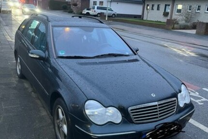 Mercedes-Benz C-Klasse 155.581 km 2.999 &euro; Leverkusen 51373