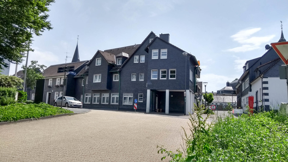 EBENERDIGE ATTRAKTIVE BÜRORÄUME IM STADTZENTRUM VON RADEVORMWALD - Gewerbeobjekt Radevormwald | Angebot:26180035