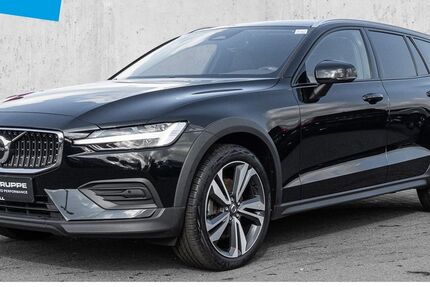 Volvo V60 Cross Country 44.193 km 37.750 &euro; Düsseldorf 40474