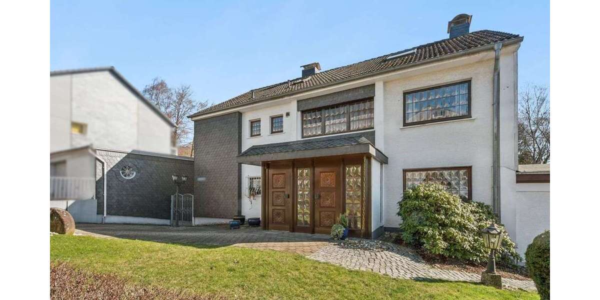 Einfamilienhaus Wuppertal Gemarkung Ronsdorf - 13 Zimmer, 336 m&sup2;, 589.000&euro; | Angebot:25560881