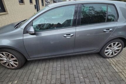 VW Golf 175.000 km 4.000 &euro; Wuppertal 42113