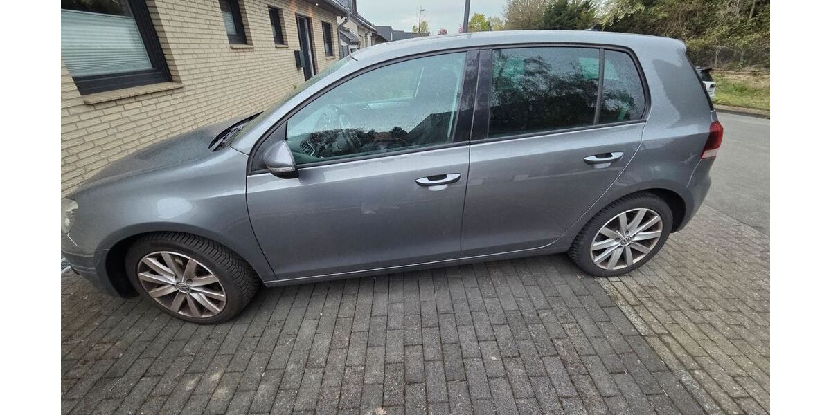 VW Golf 175.000 km 4.000 &euro; Wuppertal 42113