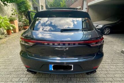 Porsche Macan 113.000 km 43.990 &euro; Solingen 42653