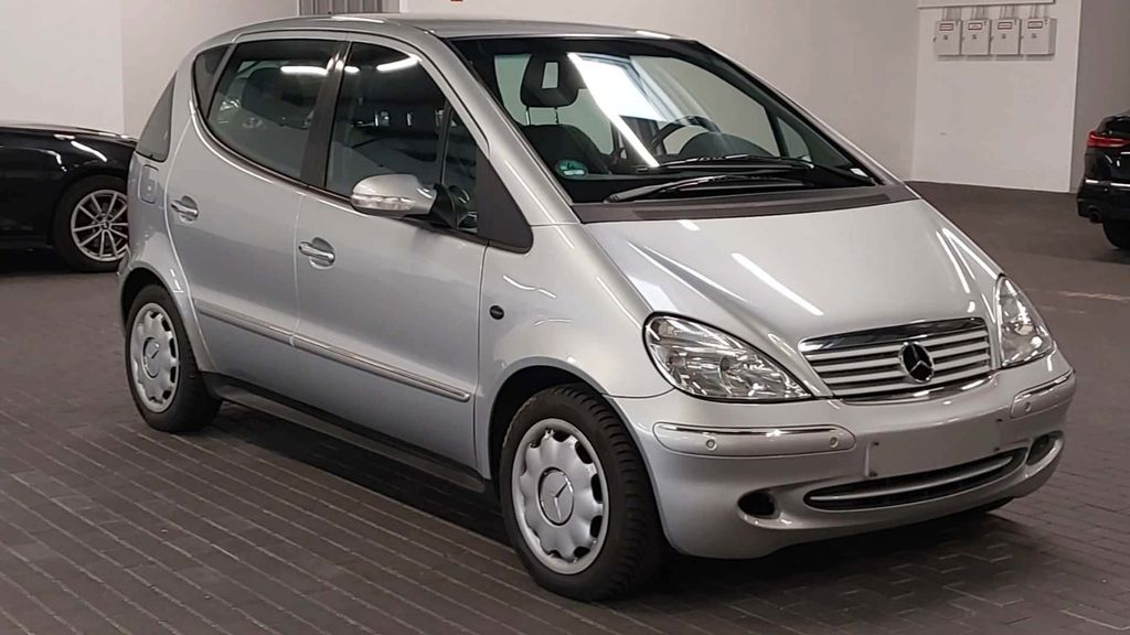 Mercedes-Benz A 160 236.000 km 2.499 &euro; Rommerskirchen 41569