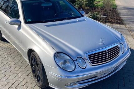Mercedes-Benz E 500 244.000 km 6.490 &euro; Mettmann 40822