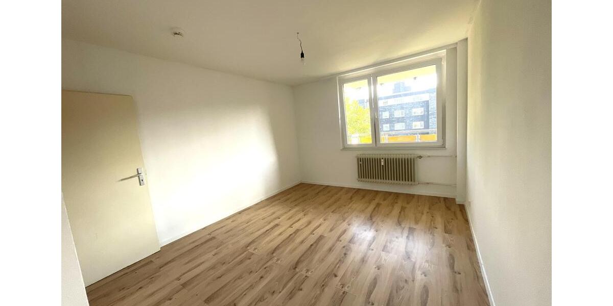 Etagenwohnung Wuppertal Gemarkung Nächstebreck - 2.5 Zimmer, 64 m&sup2;, 550&euro; | Angebot:25857618