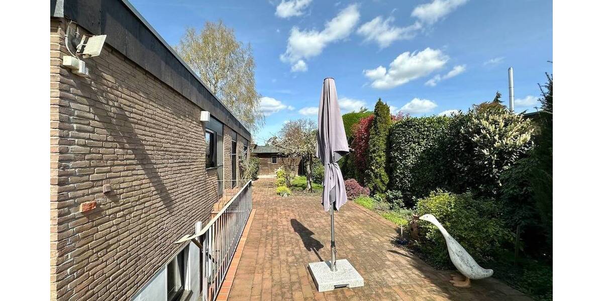 Bungalow Neuss Hoisten - 5 Zimmer, 107 m&sup2;, 449.000&euro; | Angebot:26154719