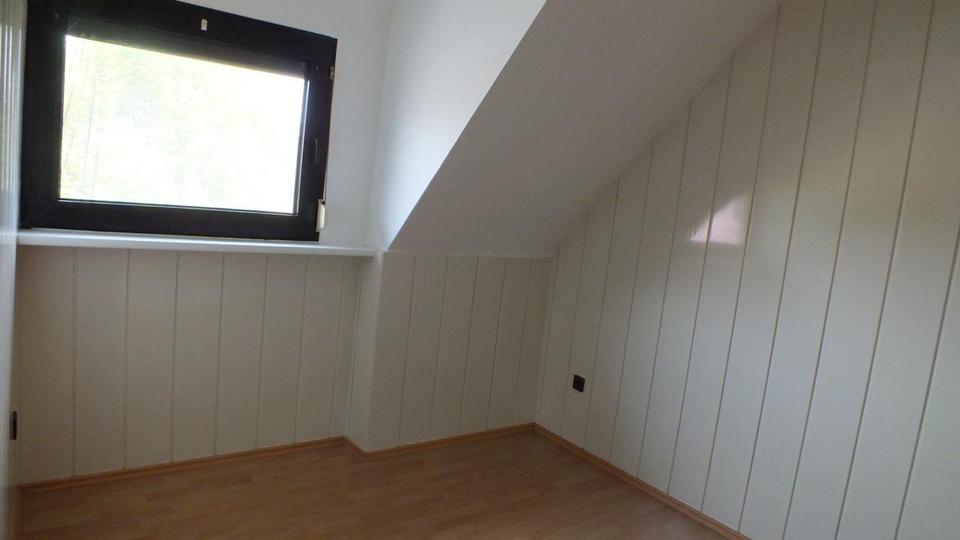 Maisonettenwohnung Meerbusch Kierst - 3 Zimmer, 90 m&sup2;, 1.250&euro; | Angebot:25278817