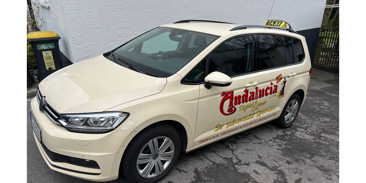 VW Touran 222.000 km 16.400 &euro; Remscheid 42853