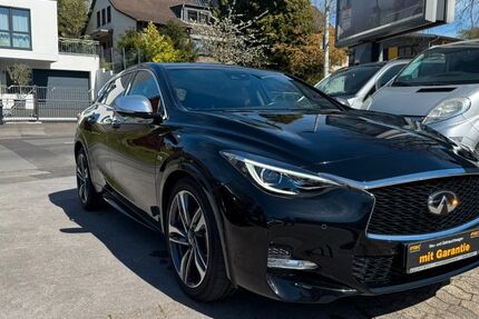 INFINITI Q30 72.000 km 17.999 &euro; Solingen 42655