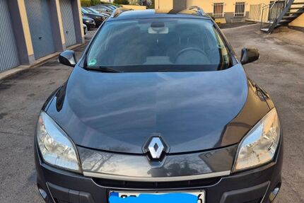 Renault Megane 333.000 km 2.350 &euro; Solingen 42655