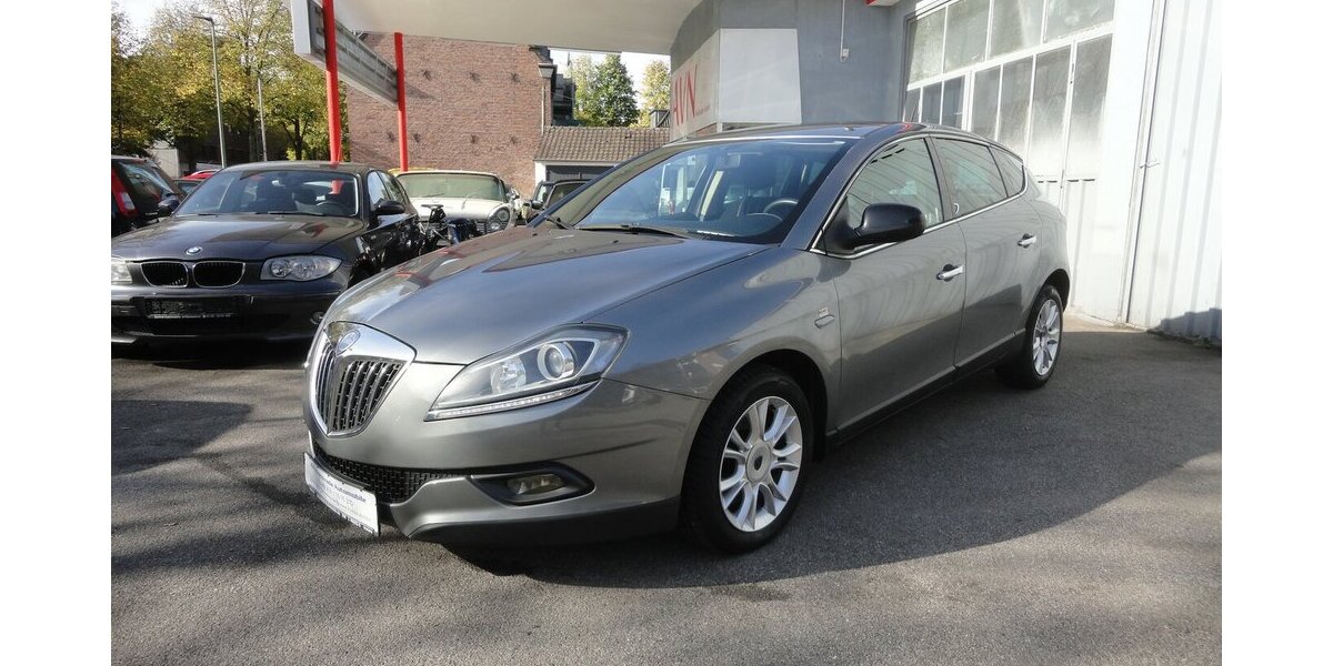 Lancia Delta Oro 1,9d 140 KW HU11/27 Klimatr+Navi+Leder 167.000 km 4.900 &euro; Neuss 41462